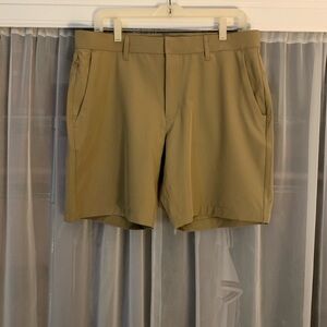 Fabletics Men's Khaki Flat Front Shorts